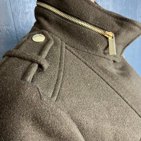 Michael Michael Kors Women’s Wool Blend Asymmetrical Gold Zipper Heavy Coat Med - Picture 3 of 9